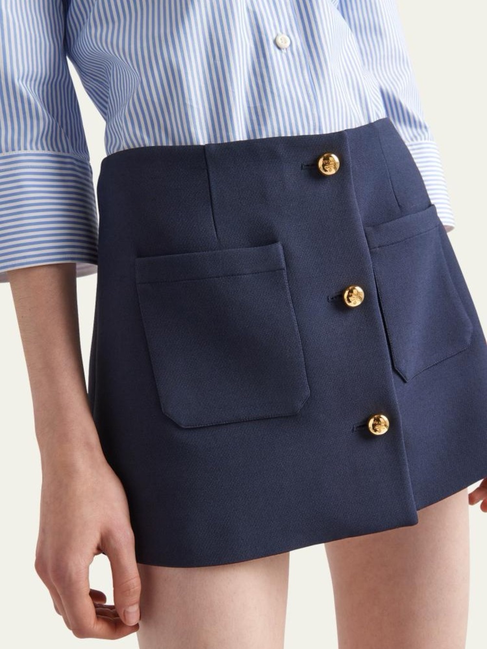 Authentic NWT Prada wool Navy Button-Front Mini Skirt with Patch Pockets 40